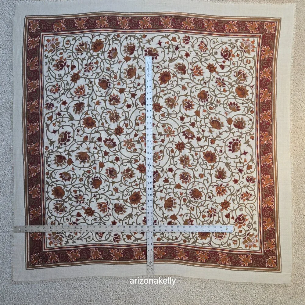 NWOT Metropolitan Museum of Art Wool & Silk Square Scarf Autumn Fall Colors NYC